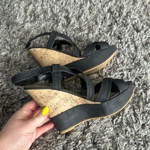 Spring size 8 strappy wedges